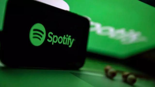 Navigating Spotify: A Guide to Revenue and Exposure for Artists in the Music Industry