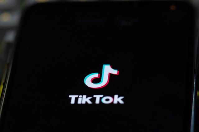 Amplifying Your Beats: Boost Your Spotify Streams with TikTok's Viral Waves!